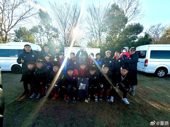  8戰(zhàn)全勝奪日本杯賽冠軍！中國(guó)足球小將發(fā)布感謝信